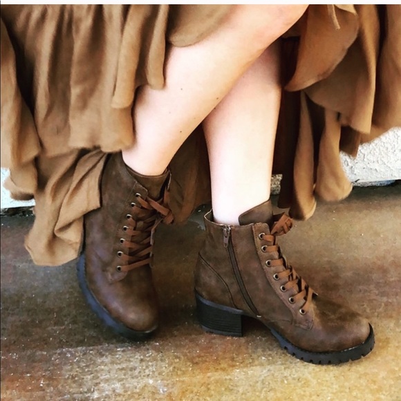 “Don’t Tread On Me” Combat Boots - Picture 2 of 8